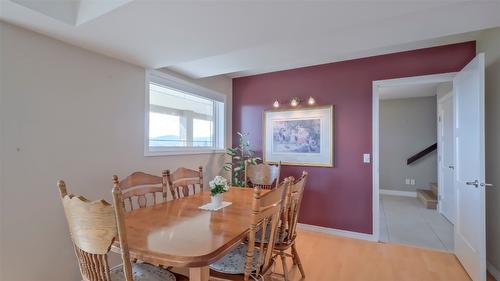 1265 Toovey Road, Kelowna, BC - Indoor Photo Showing Dining Room