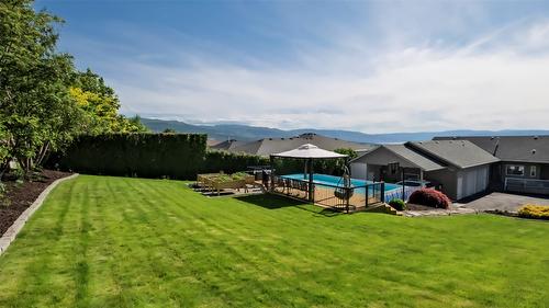 1265 Toovey Road, Kelowna, BC - Outdoor