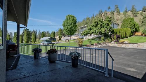 1265 Toovey Road, Kelowna, BC - Outdoor