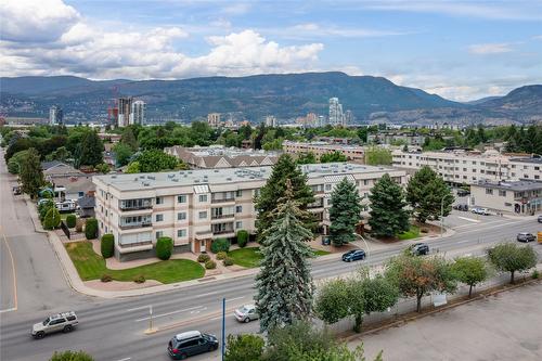 101-1610 Gordon Drive, Kelowna, BC - Outdoor With View