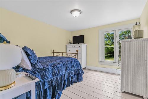 2998 Holland Road, Thorold, ON - Indoor Photo Showing Bedroom