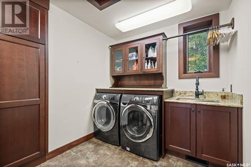 263 Whiteswan Drive, Saskatoon, SK - Indoor Photo Showing Laundry Room