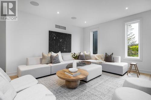 90 Findlay Drive, Collingwood, ON - Indoor Photo Showing Living Room