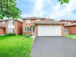 4563 GUILDWOOD WAY  Mississauga, ON L5R 1Z2