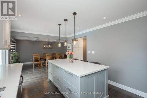 265 Fruitland Road, Hamilton (Stoney Creek Industrial), ON - Indoor Photo Showing Kitchen