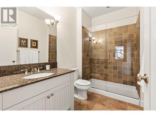 9845 Eastside Road Unit# 50, Vernon, BC - Indoor Photo Showing Bathroom