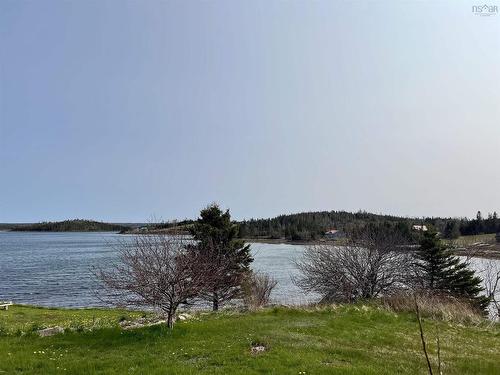 4526 Highway 7, Spanish Ship Bay, NS 