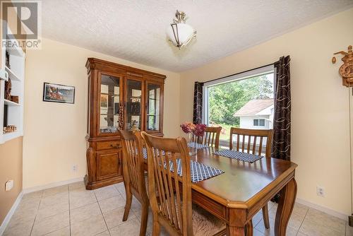 26 Glendale Avenue, Deep River, ON - Indoor Photo Showing Dining Room
