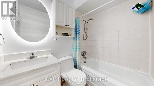 329 Milestone Crescent, Aurora (Aurora Village), ON - Indoor Photo Showing Bathroom