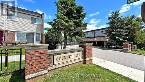 329 Milestone Crescent, Aurora (Aurora Village), ON - Outdoor