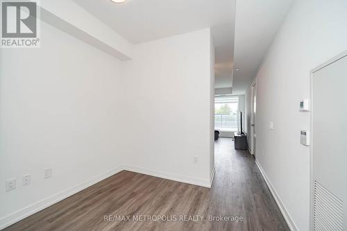 217W - 3 Rosewater Street, Richmond Hill, ON - Indoor Photo Showing Other Room