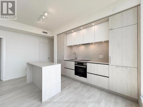 3908 - 35 Mercer Street, Toronto, ON - Indoor Photo Showing Kitchen