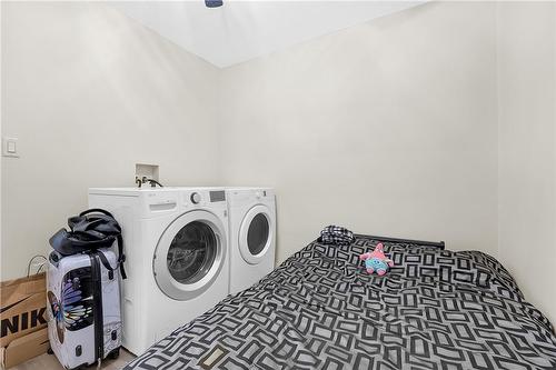 1617 Main Street E, Hamilton, ON - Indoor Photo Showing Laundry Room