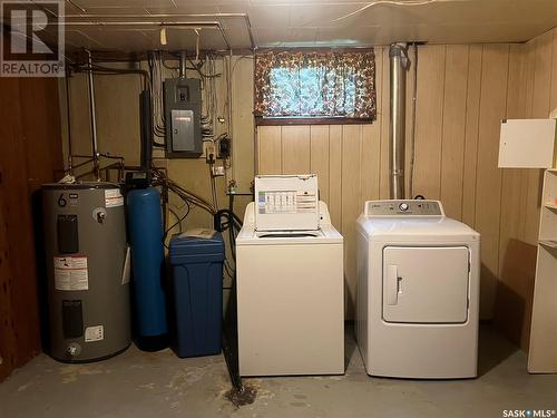 231 Oak Street, Porcupine Plain, SK - Indoor Photo Showing Laundry Room