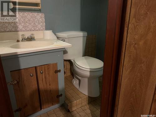 231 Oak Street, Porcupine Plain, SK - Indoor Photo Showing Bathroom