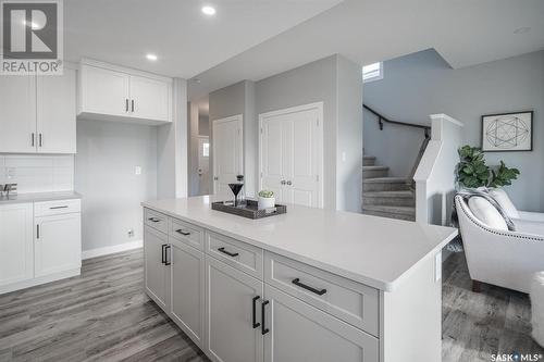 3225 Green Turtle Road, Regina, SK - Indoor Photo Showing Kitchen