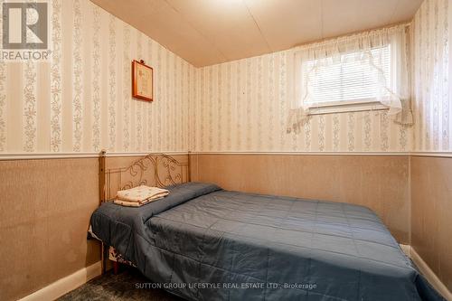 213 Epsom Downs Drive, Toronto (Downsview-Roding-Cfb), ON - Indoor Photo Showing Bedroom