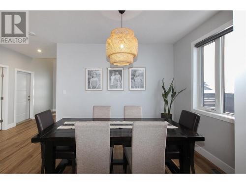 1008 87 Avenue, Dawson Creek, BC - Indoor Photo Showing Dining Room