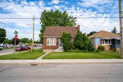 98 EAST 37TH Street  Hamilton, ON L8V 4A9