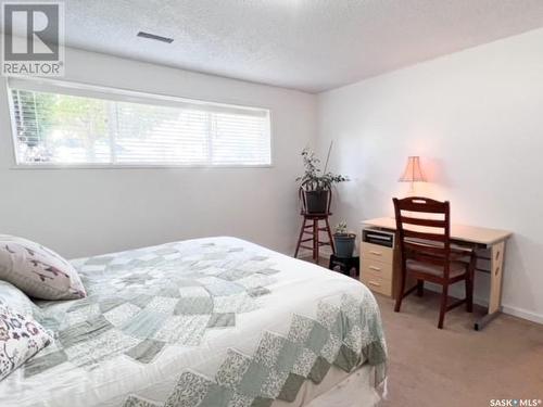 380 Powell Crescent, Swift Current, SK - Indoor Photo Showing Bedroom