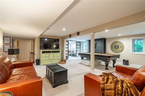 898 Partridge Drive, Burlington, ON - Indoor Photo Showing Living Room