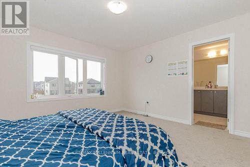 301 Vanilla Trail, Thorold, ON - Indoor Photo Showing Bedroom