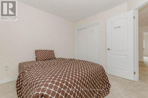 301 Vanilla Trail, Thorold, ON - Indoor Photo Showing Bedroom