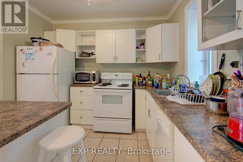 549 Alfred Street, Kingston, ON - Indoor Photo Showing Kitchen