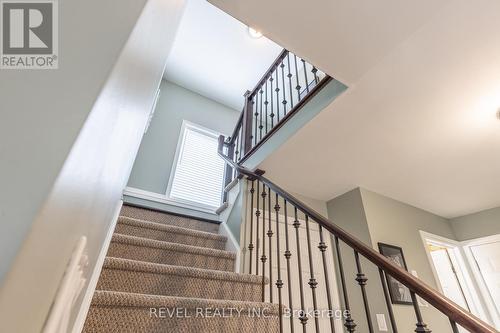 8466 Kelsey Crescent, Niagara Falls, ON - Indoor Photo Showing Other Room