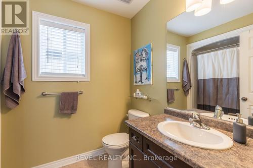 8466 Kelsey Crescent, Niagara Falls, ON - Indoor Photo Showing Bathroom