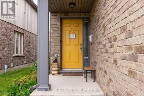 8466 Kelsey Crescent, Niagara Falls, ON - Outdoor With Exterior