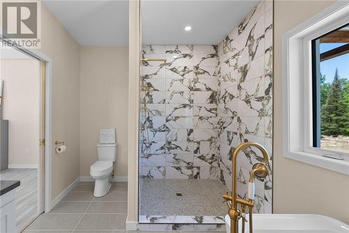 2132 Vermillion Lake Road, Chelmsford, ON - Indoor Photo Showing Bathroom