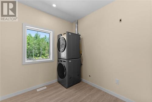 2132 Vermillion Lake Road, Chelmsford, ON - Indoor Photo Showing Laundry Room