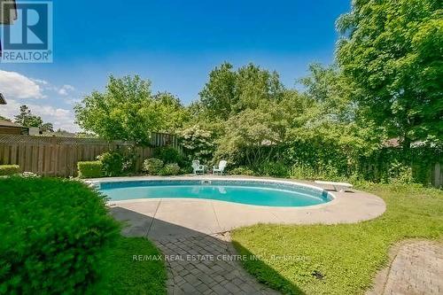 18 Alphonse Crescent, Mississauga, ON - Outdoor With In Ground Pool With Backyard