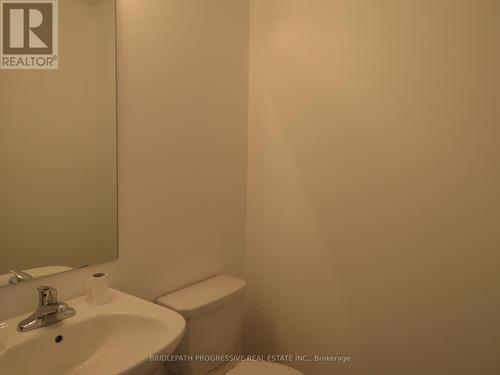 22 Alaskan Heights, Barrie (Holly), ON - Indoor Photo Showing Bathroom