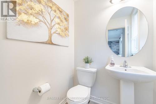 48 Mccardy Court, Caledon, ON - Indoor Photo Showing Bathroom