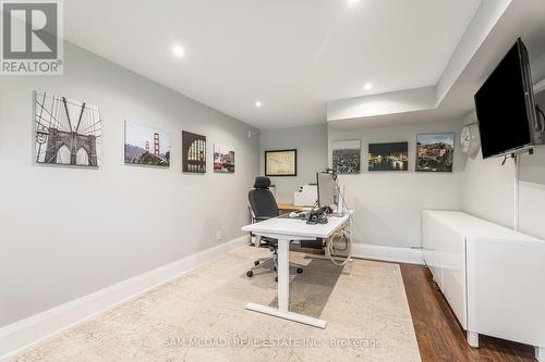 923 Indian Road, Mississauga, ON - Indoor Photo Showing Office