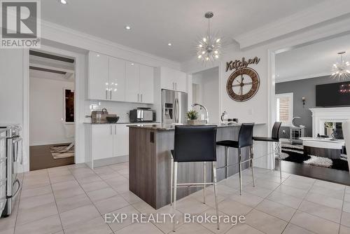 117 Lyle Drive, Clarington, ON - Indoor Photo Showing Kitchen With Upgraded Kitchen