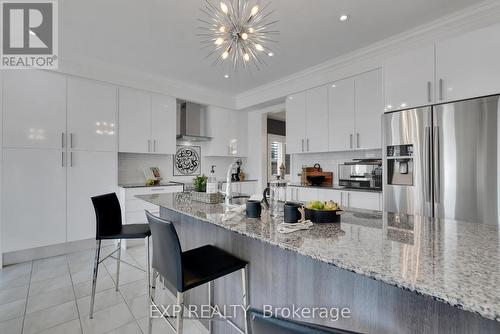 117 Lyle Drive, Clarington, ON - Indoor Photo Showing Kitchen With Upgraded Kitchen