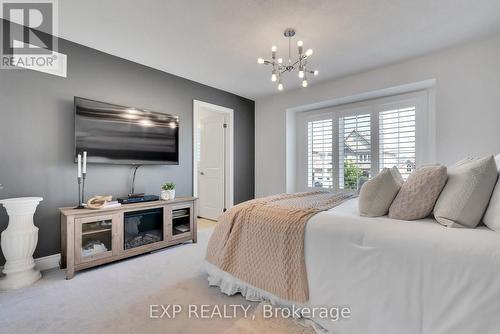 117 Lyle Drive, Clarington, ON - Indoor Photo Showing Bedroom