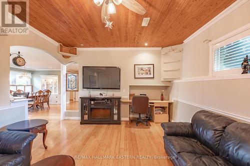 177 Packer Road, Alnwick/Haldimand, ON - Indoor Photo Showing Living Room