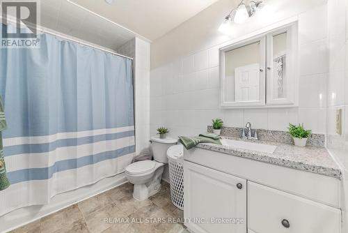 1372 Lillico Crescent, Peterborough, ON - Indoor Photo Showing Bathroom
