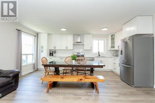 55 Melanie Drive E, Aylmer (Ay), ON - Indoor Photo Showing Kitchen With Double Sink