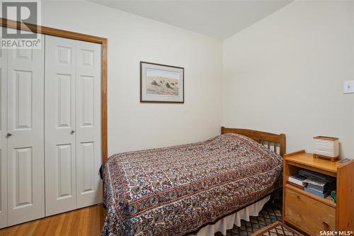 1515 Shannon Crescent, Saskatoon, SK - Indoor Photo Showing Bedroom