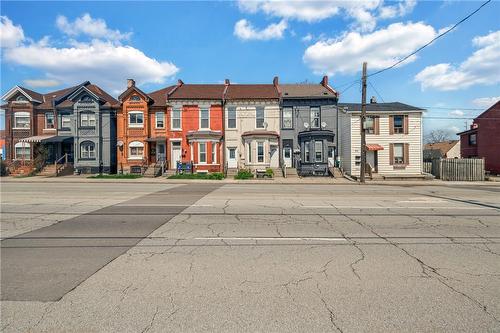 81 Barton Street E, Hamilton, ON 