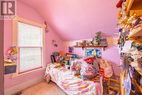 297 Westcott Street, Peterborough, ON - Indoor Photo Showing Bedroom