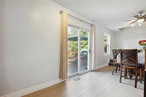 19 Sheridan Drive, Hamilton, ON - Indoor Photo Showing Dining Room