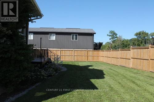 236 Colonel Bostwick Street, Central Elgin (Port Stanley), ON - Outdoor