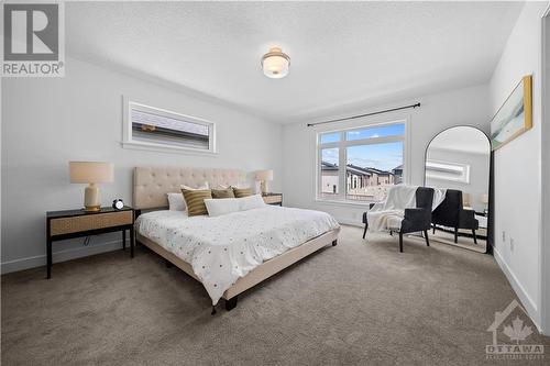 887 Solarium Avenue, Manotick, ON - Indoor Photo Showing Bedroom