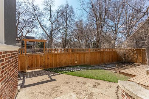 1191 Grosvenor Avenue, Winnipeg, MB - Outdoor